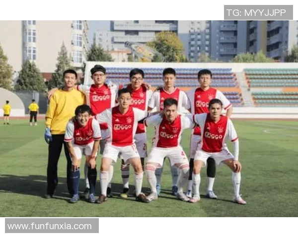 南京篮球队在个人能力排行榜中荣登第九名展现出强劲实力与潜力 南京篮球队在个人能力排行榜中荣登第九名展现出强劲实力与潜力