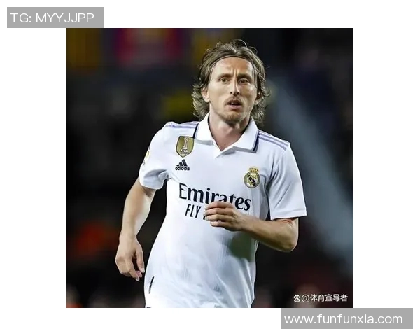 足球明星的魅力与成就如何激励年轻球员追逐梦想 足球明星的魅力与成就如何激励年轻球员追逐梦想