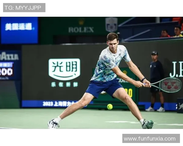 武汉网球队的拼搏历程与大师赛荣耀之路的深度探讨